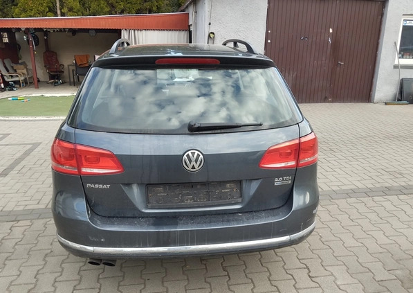 Volkswagen Passat cena 13999 przebieg: 255524, rok produkcji 2012 z Gubin małe 67